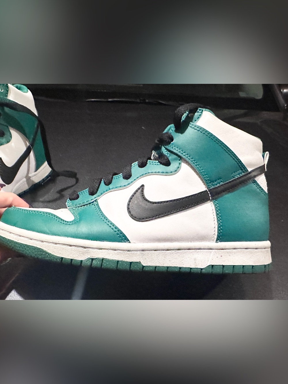 Nike Dunks Kids High-Top Sneakers in Green, White & Black